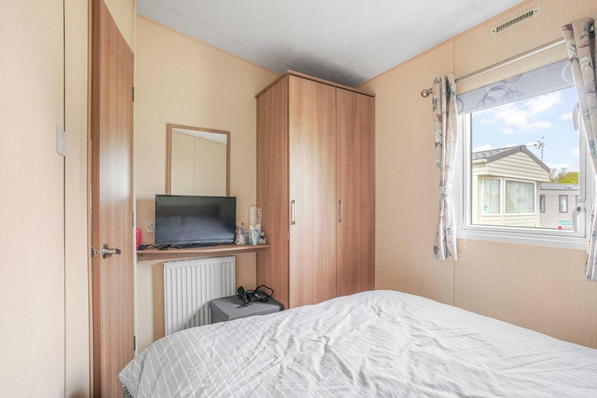 Sunscape Lodge Corton  Экстерьер фото